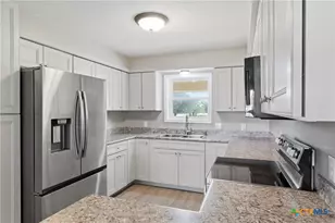 812 Chukar Dr, Victoria, TX 77905 - Photo 9