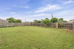 915 Neuberry Cliffe, Temple, TX 76502 - Photo 31