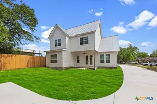 158 S Academy Ave, New Braunfels, TX 78130 - Photo 31