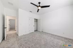 158 S Academy Ave, New Braunfels, TX 78130 - Photo 25