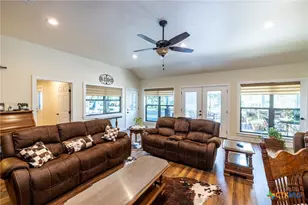 6589 State Hwy 304, Harwood, TX 78632 - Photo 21