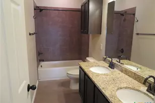 734 Saengerhalle Rd, New Braunfels, TX 78130 - Photo 11