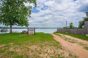 332 Panorama, Buchanan Dam, TX 78609 - Photo 37