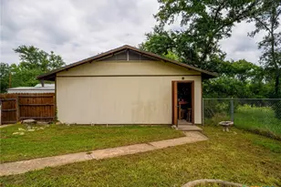 332 Panorama, Buchanan Dam, TX 78609 - Photo 27