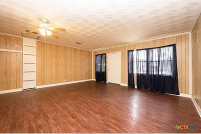 917 Holly Street, Copperas Cove, TX 76522 - Photo 11