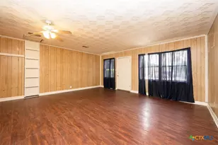 917 Holly St, Copperas Cove, TX 76522 - Photo 11