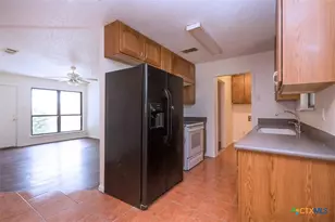 917 Holly St, Copperas Cove, TX 76522 - Photo 15