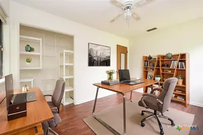 917 Holly Street, Copperas Cove, TX 76522 - Photo 5