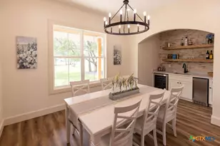 187 Mustang Vly Dr, Victoria, TX 77905 - Photo 15