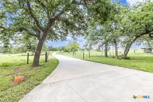 6589 State Hwy 304, Harwood, TX 78632 - Photo 25