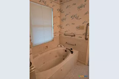 2512 Lowrey Drive, Gatesville, TX 76528 - Photo 7