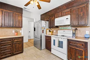 1706 Lynx Cir, Harker Heights, TX 76548 - Photo 13