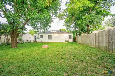 902 N 8th Street, Temple, TX 76501 - Photo 19