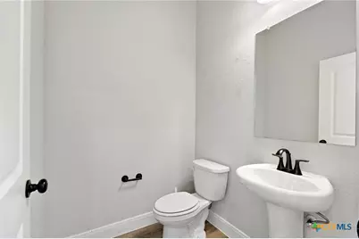 229 High Dr #B, Spring Branch, TX 78070 - Photo 17