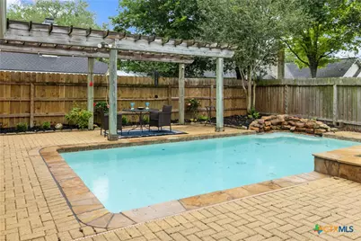 307 Cherrystone Circle, Victoria, TX 77904 - Photo 33