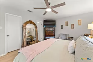 2600 N Beal St, Belton, TX 76513 - Photo 15