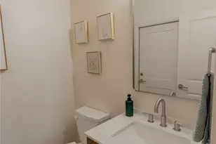 297 Honeycomb, Victoria, TX 77904 - Photo 11