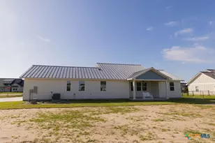 297 Honeycomb, Victoria, TX 77904 - Photo 35