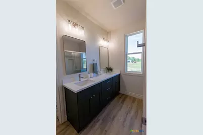 297 Honeycomb, Victoria, TX 77904 - Photo 21