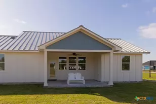 297 Honeycomb, Victoria, TX 77904 - Photo 33
