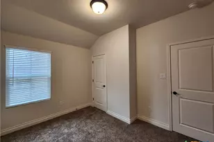 340 Untermaier Dr, New Braunfels, TX 78130 - Photo 15