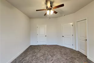 340 Untermaier Dr, New Braunfels, TX 78130 - Photo 15