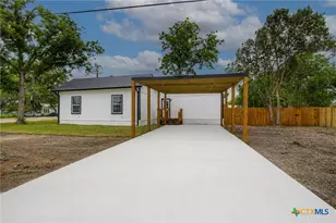 312 N Lavernia, Marion, TX 78124 - Photo 31