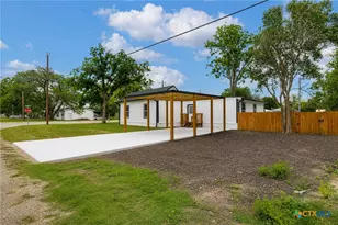 312 N Lavernia, Marion, TX 78124 - Photo 33