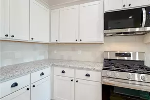 303 Cobble Stone Ct, Victoria, TX 77904 - Photo 19