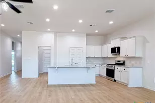 303 Cobble Stone Ct, Victoria, TX 77904 - Photo 25