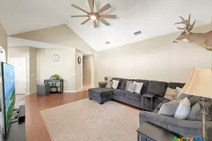 1660 Westview Ct Ct, Canyon Lake, TX 78133 - Photo 3