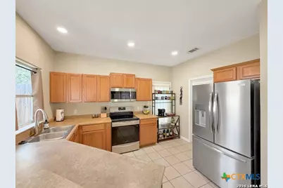 1660 Westview Court Court, Canyon Lake, TX 78133 - Photo 11