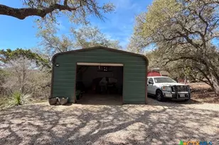 1660 Westview Ct Ct, Canyon Lake, TX 78133 - Photo 5