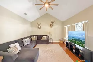 1660 Westview Ct Ct, Canyon Lake, TX 78133 - Photo 7