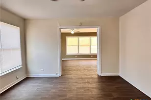 1010 Academy St, San Marcos, TX 78666 - Photo 3