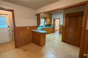 701 East 10th, Cameron, TX 76520 - Photo 7