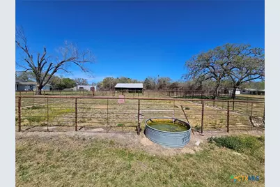 4821 Fm 467, Seguin, TX 78155 - Photo 19