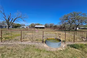 4821 FM467, Seguin, TX 78155 - Photo 19