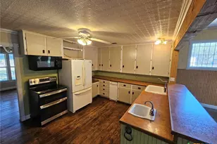 4821 FM467, Seguin, TX 78155 - Photo 35