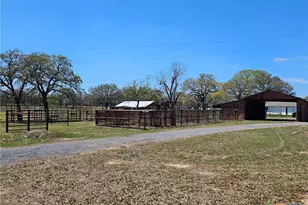 4821 FM467, Seguin, TX 78155 - Photo 15