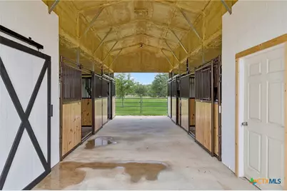 1450 Fm 2342, Kingsland, TX 78639 - Photo 33