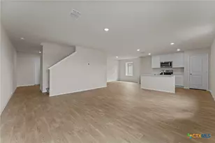 140 Langston Dr, Uhland, TX 78640 - Photo 5