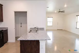 102 Lost Trl, Copperas Cove, TX 76522 - Photo 5