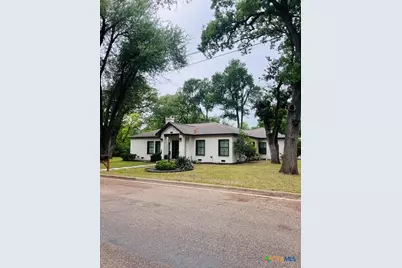 1806 North Harding, Cameron, TX 76520 - Photo 1