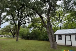 1806 North Harding, Cameron, TX 76520 - Photo 25