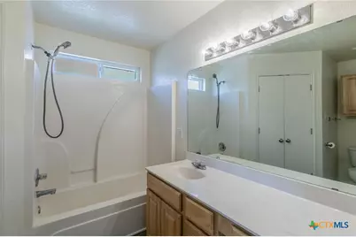 519 E Victory Avenue, Temple, TX 76501 - Photo 15