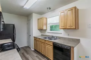 519 E Victory Ave, Temple, TX 76501 - Photo 7