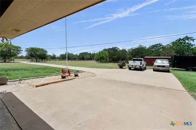 532 Whispering Oaks Drive, Copperas Cove, TX 76522 - Photo 3