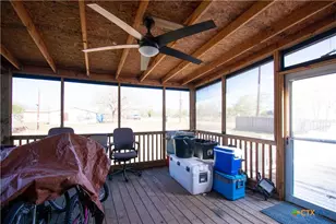 2201 Henry St, Cuero, TX 77954 - Photo 19