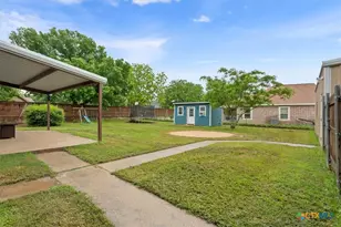 1406 Golf Course Rd, Gatesville, TX 76528 - Photo 31